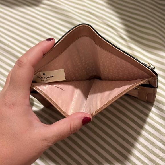 Kate spade rose gold pocket size wallet - Picture 3 of 5